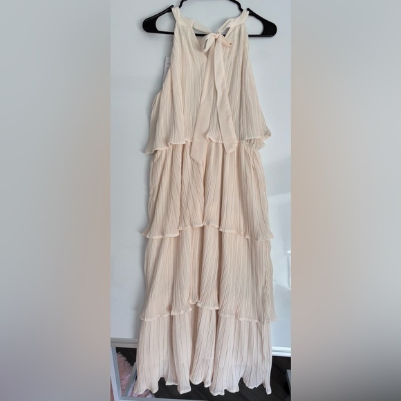 NWT Zesica Cream Dress for Women - Picture 3 of 5